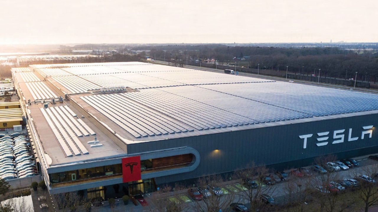 Elon Musk da paso atrás al novedoso proyecto de Tesla en Nuevo León, iniciaría operaciones en 2026 18 Tesla, Elon Musk, México, fábrica, megafábrica, Donald Trump, Estados Unidos,