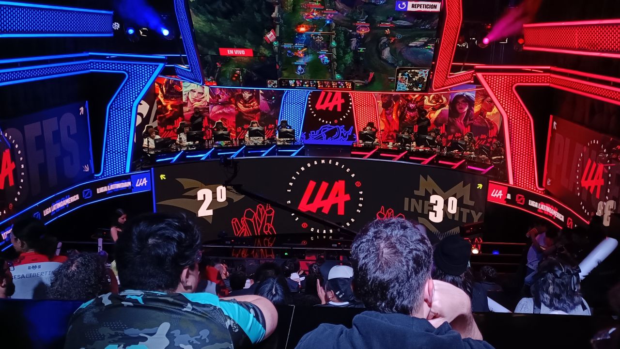 LLA Clausura 2024 celebra último partido en Artz Pedregal con digno encuentro entre Isurus e Infinity 13 League of Legends Artz Pedregal Riot Games Esports LLA
