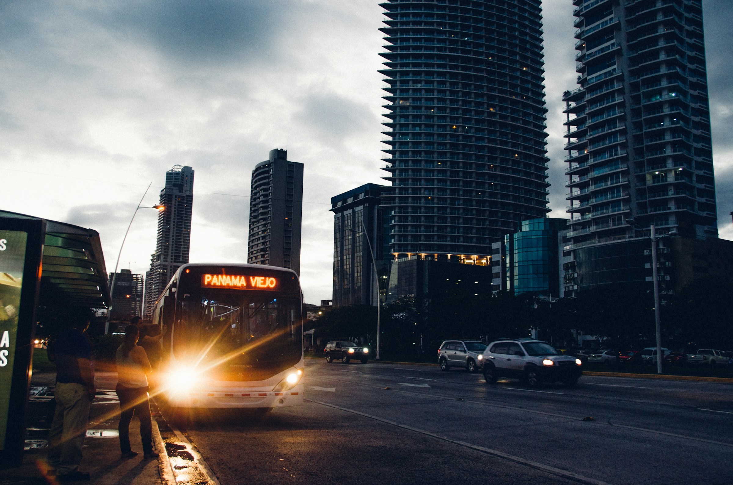 El internet es un servicio esencial en Panamá y en todo el mundo. Ya sea para trabajar, estudiar o simplemente para entretenimiento, contar con una conexión de calidad en tu hogar es clave.
